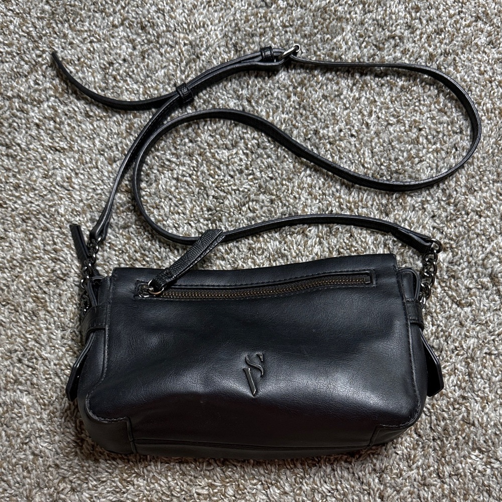 Simply Vera Vera Wang Charcoal Crossbody Bag